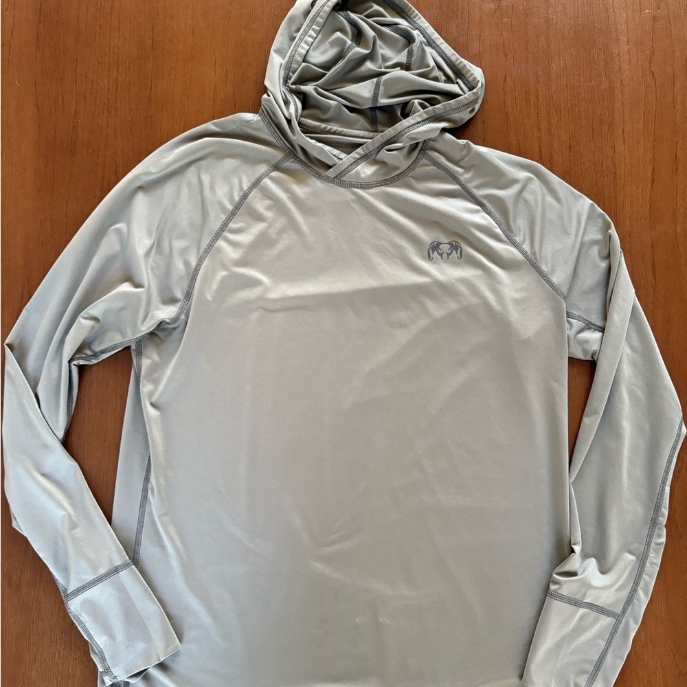KUIU Gila hooded sun shirt size men’s medium